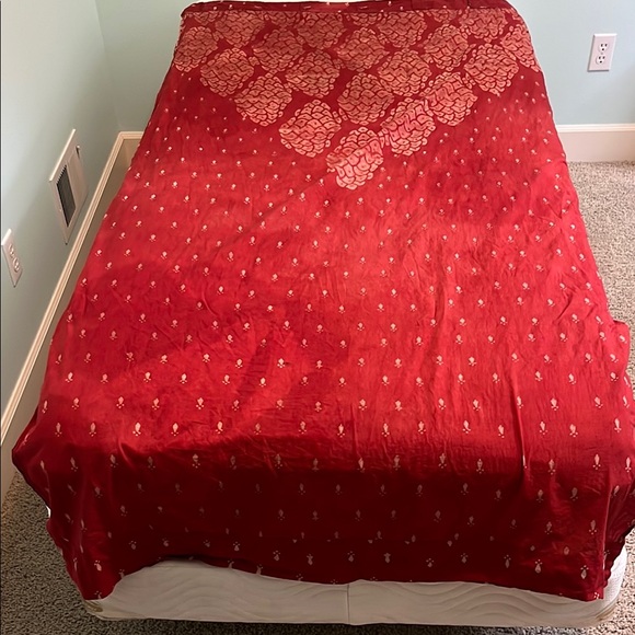 Ich*cha Red and White Patterned Curtain style is Shanti. Block print natural dye - Picture 7 of 10